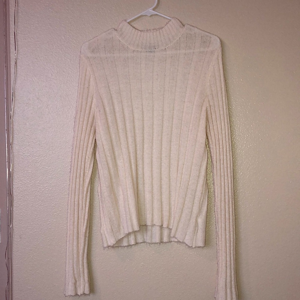 2FOR22$ WILD FABLE CREAM TURTLENECK SWEATER TOP